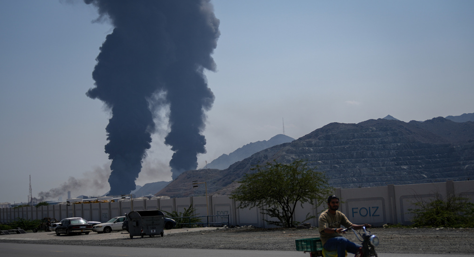 الدفاعات الإماراتية تعترض 17 صاروخا و35 مسيّرة بعد اتفاق التهدئة