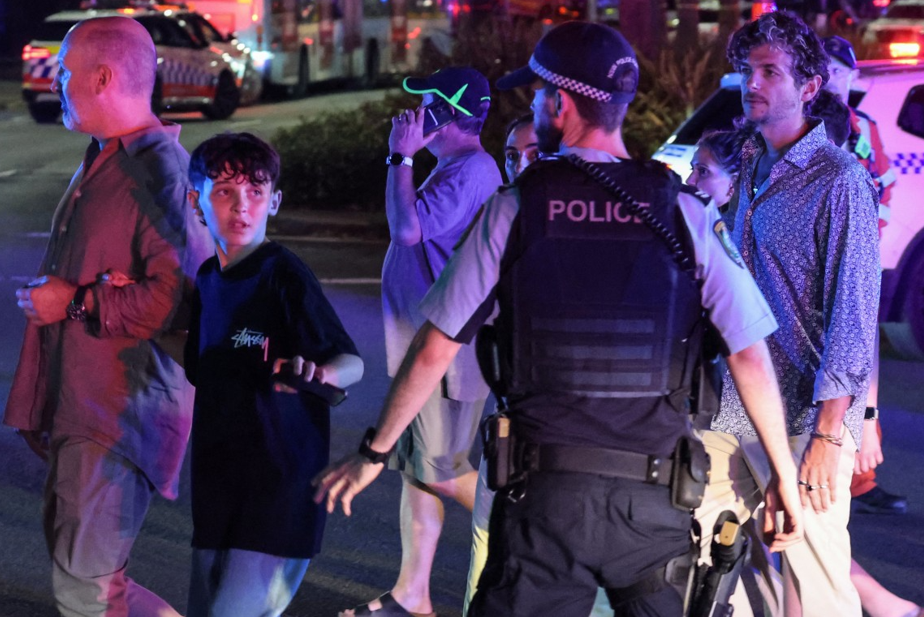 قتلى في إطلاق نار خلال فعالية عيد "حانوكا" اليهودي على شاطئ بونداي بسيدني