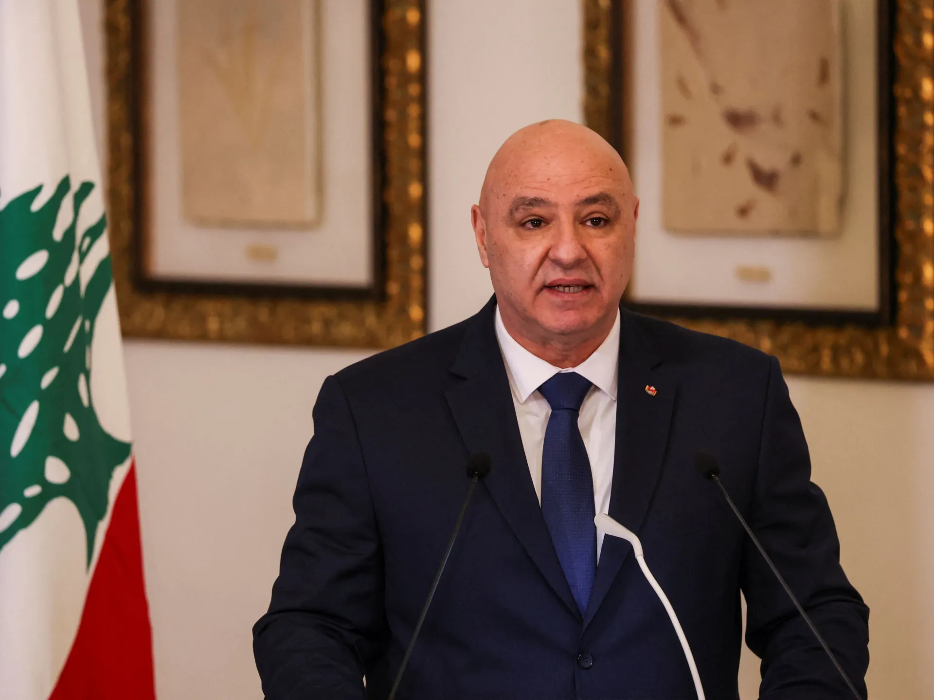 الرئيس اللبناني: المفاوضات مع الخصوم قائمة على حماية الحقوق ووقف الاعتداءات