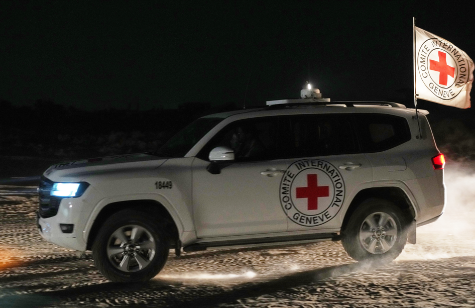 إسرائيل تعيد جثامين 15 فلسطينيا إلى غزة ضمن اتفاق وقف النار