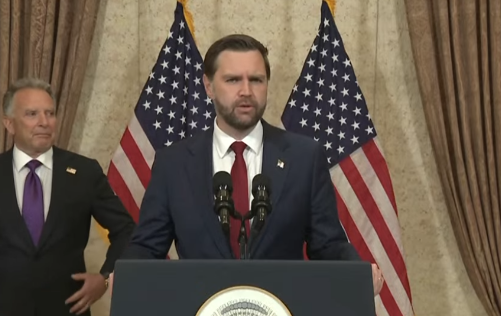 فانس: لا اتفاق مع إيران بعد 21 ساعة من المحادثات وواشنطن تطرح "عرضها النهائي"