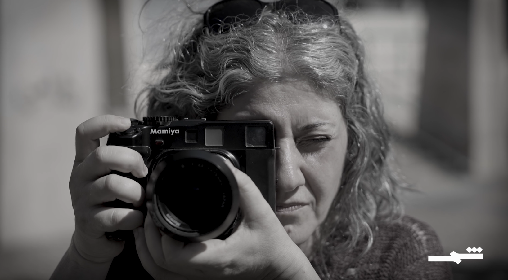 صورة | داليا خميسي.. عدسة تؤرخ المحرمات وتعانق الألم