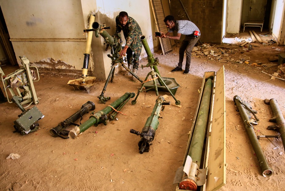 الإمارات تنفي تزويد "الدعم السريع" في السودان بالأسلحة