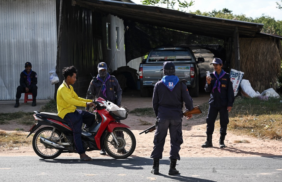 استمرار المعارك الحدودية بين تايلاند وكمبوديا