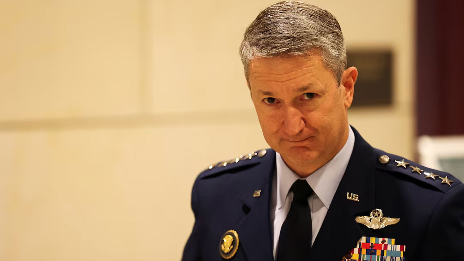 رئيس هيئة الأركان الأميركية: الولايات المتحدة ستلاحق أي سفينة تحاول تقديم الدعم لإيران