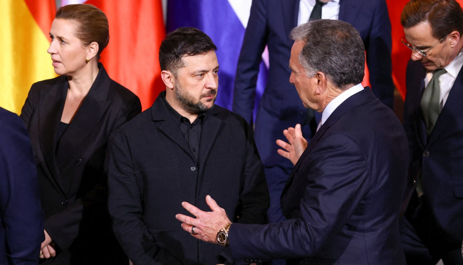 زيلينسكي: مباحثات مثمرة لكن غير سهلة مع الأميركيين بـ"برلين"