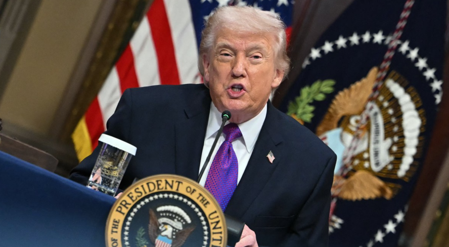 ترامب يطلع ماكرون على سير العمليات.. ويؤكد: واشنطن في "موقع قوي"