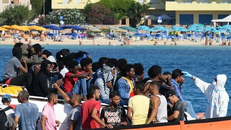 أغلبهم سودانيون.. فقدان 61 مهاجرا بانقلاب قارب قبالة سواحل ليبيا