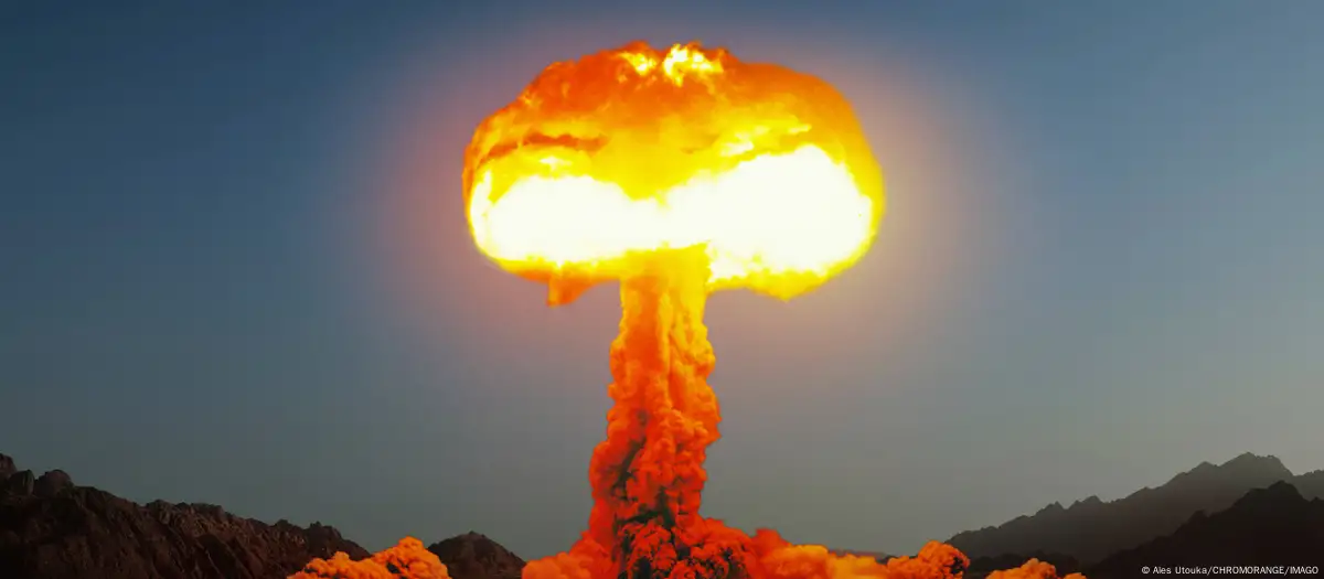 ناجون من هيروشيما وناغازاكي يحتجون على إعلان ترامب استئناف التجارب النووية