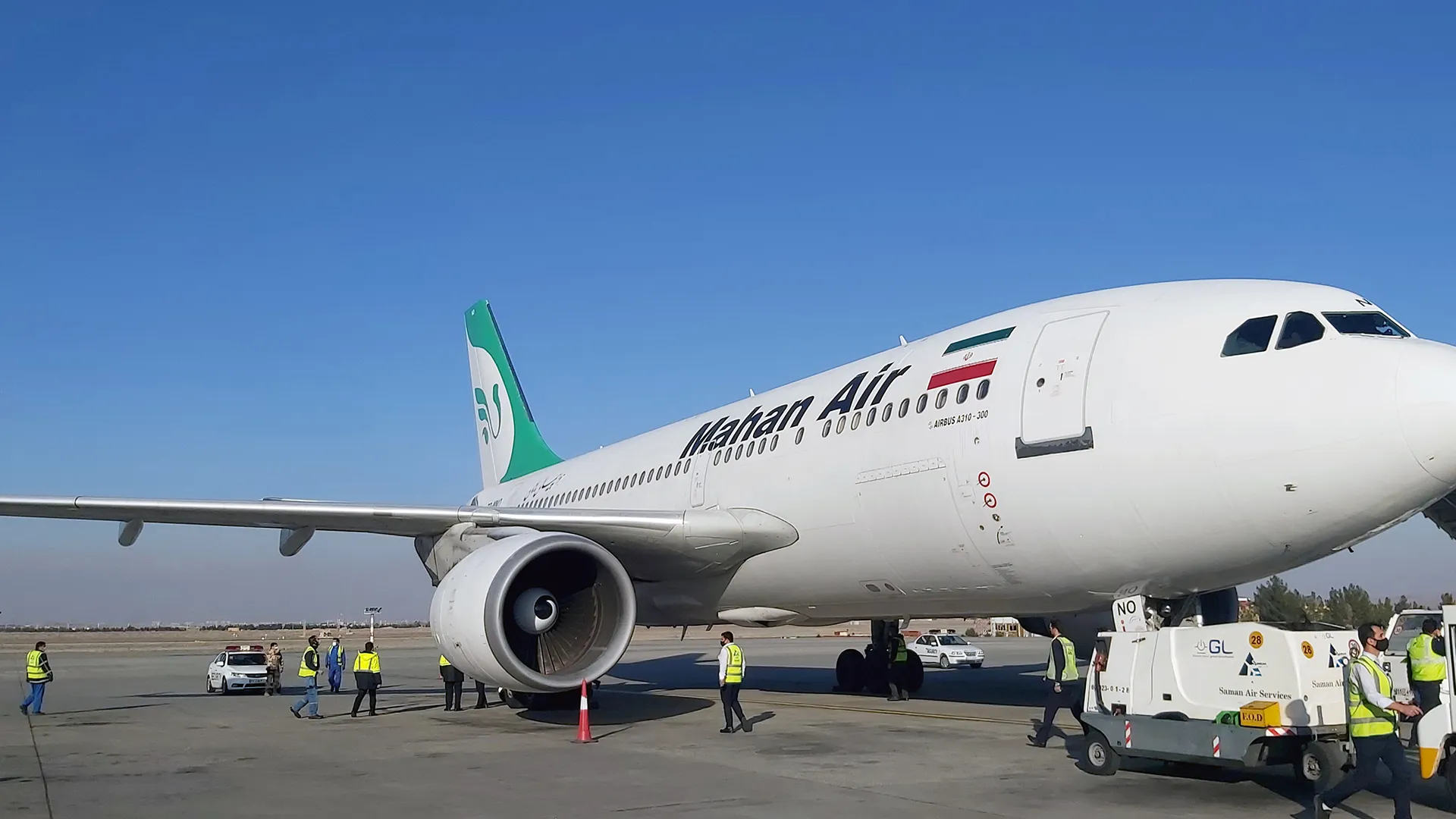 إيران تستأنف الرحلات الدولية من مطار مشهد اعتبارا من الاثنين